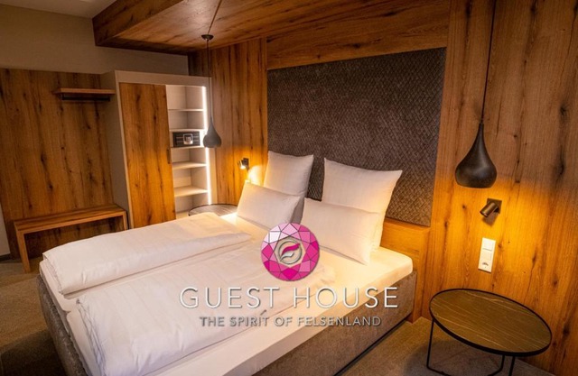 GUESTHOUSE FELSENLAND