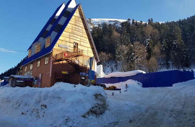 Guesthouse on Karachaevskaya 65A