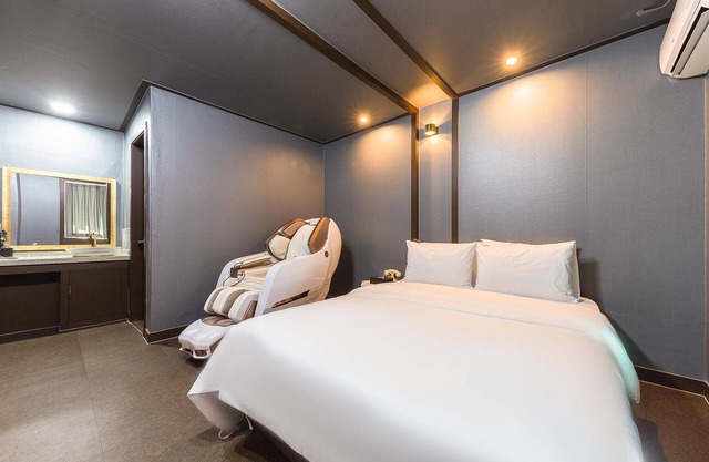 Gunsan THE Bridge Hotel