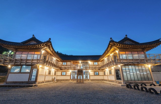 Gyeongju Aratteul Hanok Pet Pension