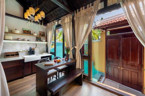 Hội An Wooden Retreat In Town