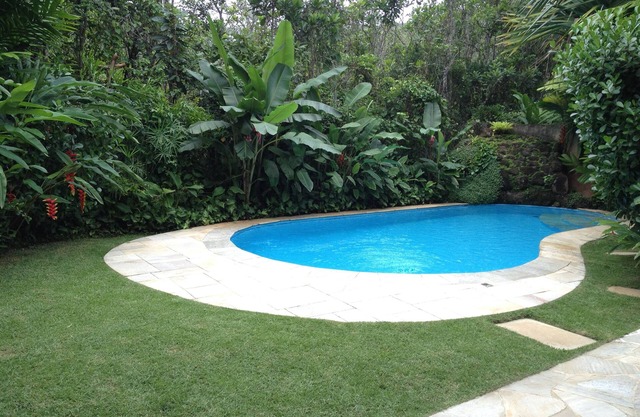 HOUSE CONDOMINIUM - BEACH OF THE WHALE