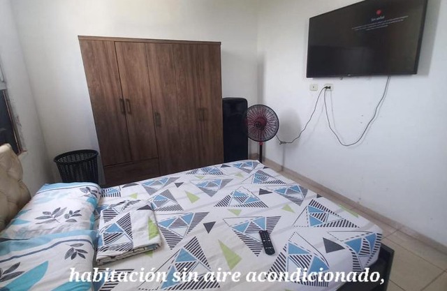 HABITACION EN APARTAMENTO COMPARTIDO - VENTILADOR