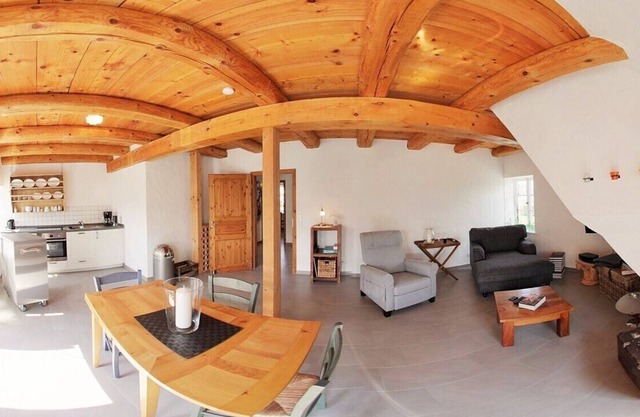 Half-timbered house by the sea WE 4: modern 3-room apartment with huge sunny roof terrace
