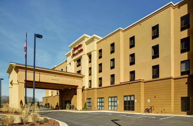 Hampton Inn and Suites Columbus, MS