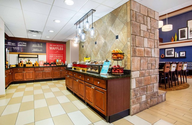Hampton Inn & Suites Nashville-Smyrna