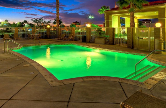 Hampton Inn & Suites Palmdale
