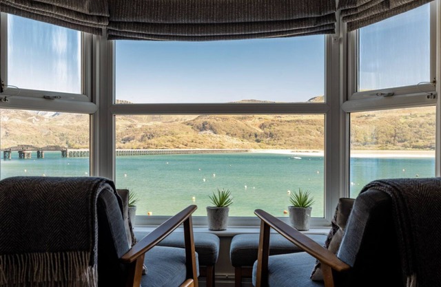 Harbour View - Flat 2