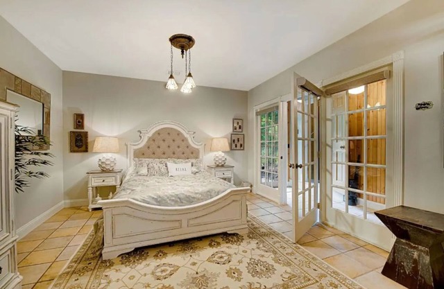 Harriet Tubman Hideaway at Moonstone Manor