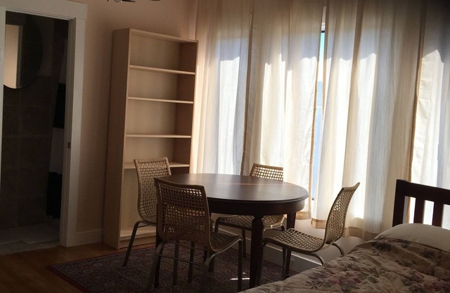 Has a huge deck, BBQ,Table,Chairs