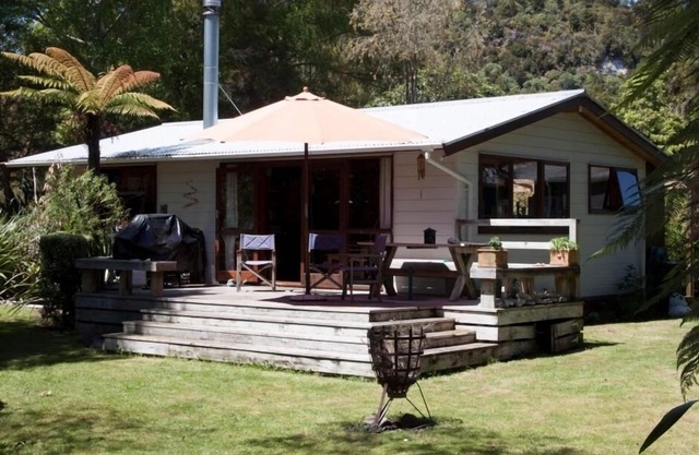 Hatepe Taupo Lakeside Retreat