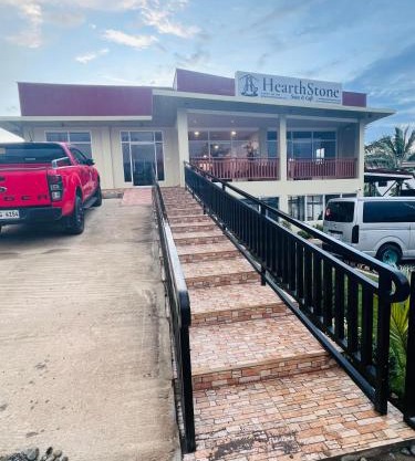 HearthStone Suite & Cafe