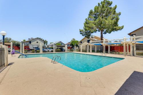 Heated Pool and Hot Tub Access Mesa Haven with Patio!