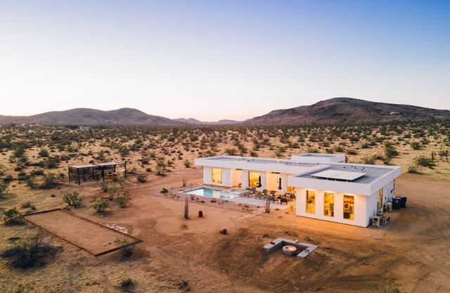 Heated Saltwater Pool, Spa, Firepit, Rock Wall, Disc Golf - Secluded Oasis