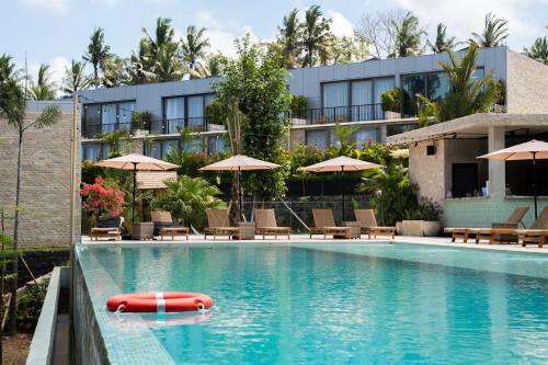 Hidden City Ubud - Stylish Complex near Ubud Center with Wellness Club and Jungle Ambiance