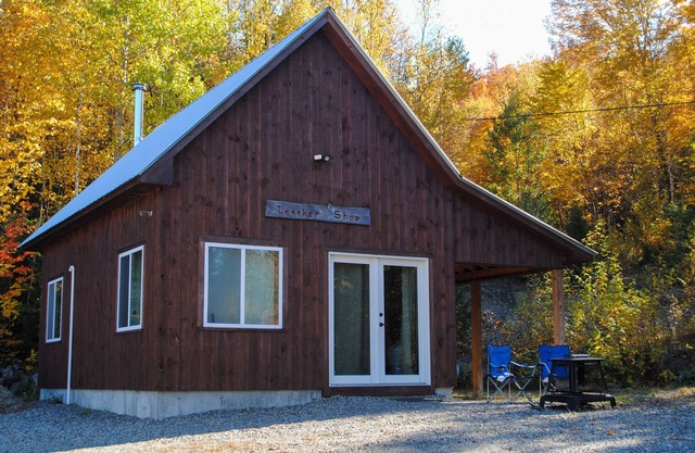 Hidden Falls Guest Cabin