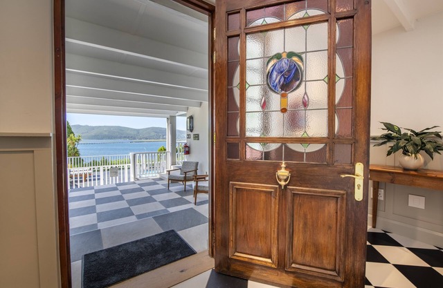 Hide Away Guest House