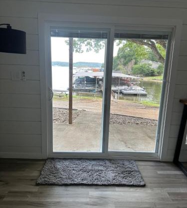 Hideaway on the lake!