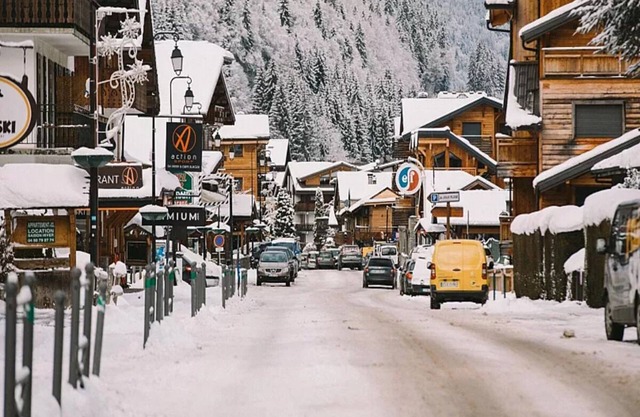 High end Living in Morzine with an exclusive Sauna & Jacuzzi
