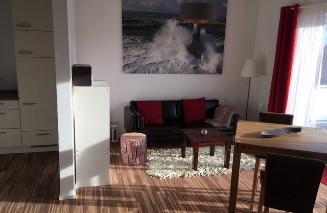 High quality 1 1/2 room apt. with lake view and large terrace!