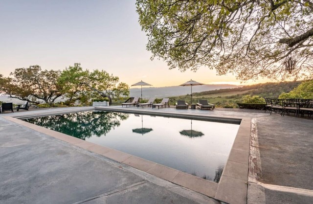 Highlands Vista - 4 Bedrooms All En-Suite, Views