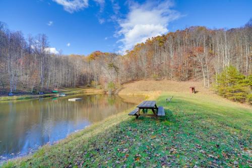 Hike and Picnic at Group Getaway in Rosedale!