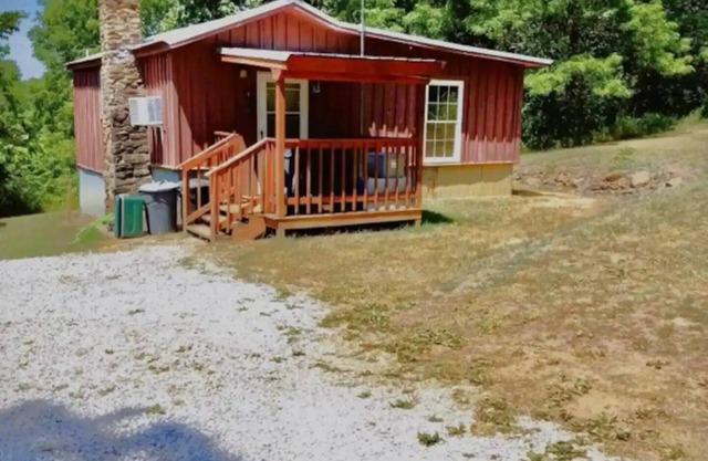 Hikers and waterfall chaser friendly cabin