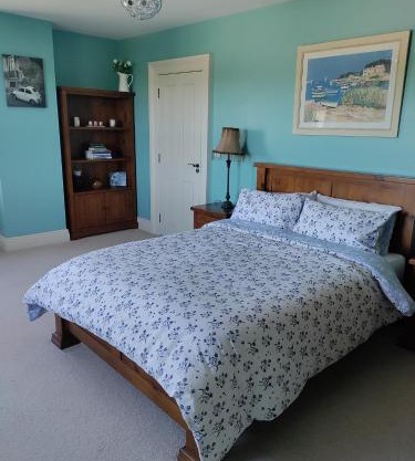 Hillside Haven F94EW71