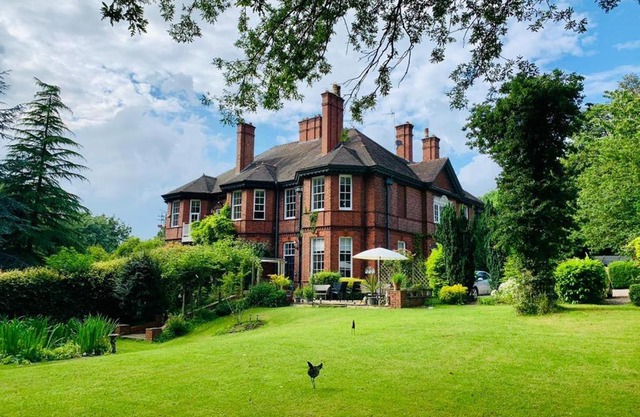 Hillthorpe Manor by Maison Parfaite - Large Country House with Hot Tub