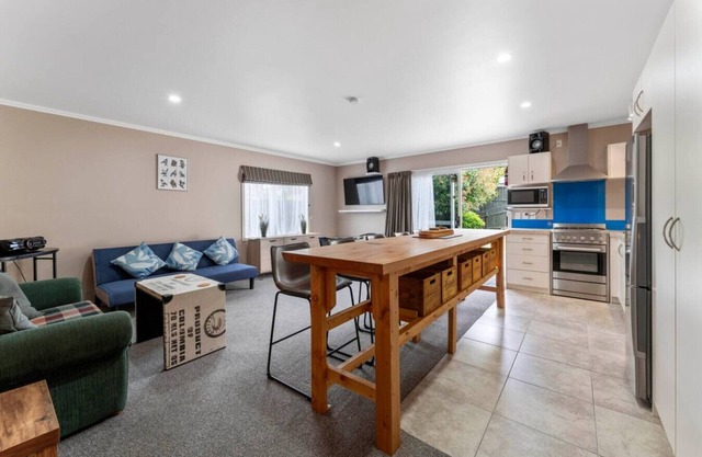 Hilltop Hideaway Taupo