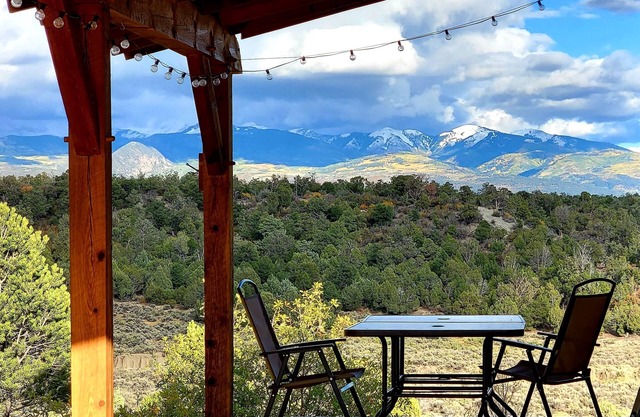 Hilltop Hideaway
