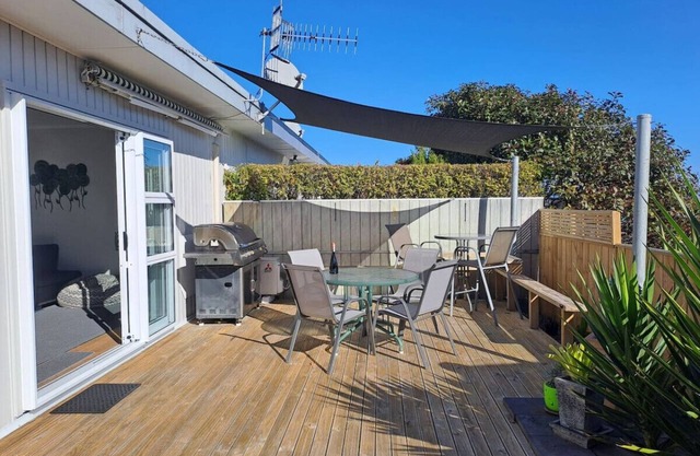 HiltonDown Dahill - Across from the Lake