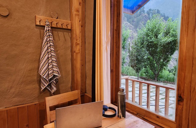 Hipostel Cottages Laida