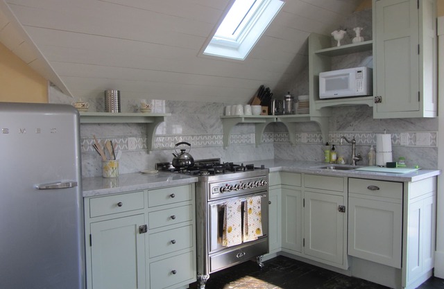 Historic 1887 Carriage House Located On Landmark Property