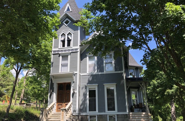 Historic Home on the Cayuga Lake Wine Trail, close to Cornell and downtown