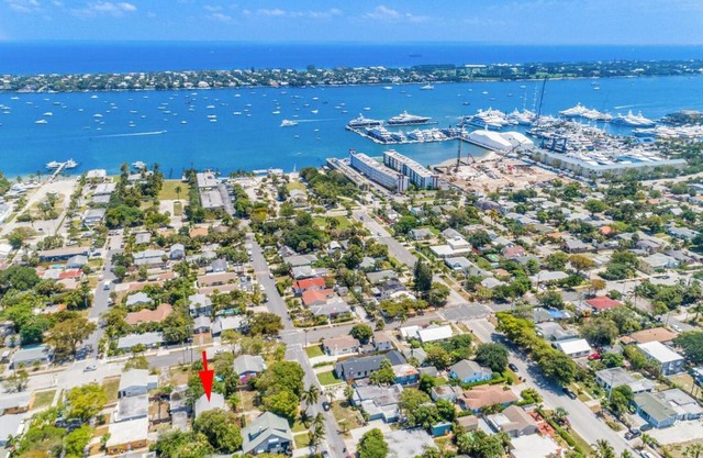 Historic Mango House