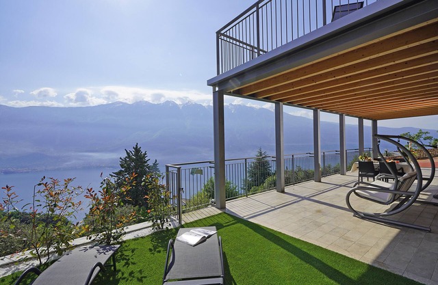 Holiday Apartment Maison du Pralonc - LAGO with Lake/Mountain View, Garden & Terrace; Pets Allowed