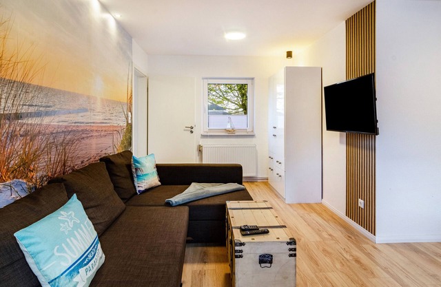 Holiday Apartment 'Wellenrauschen' with Garden, Terrace, Whirlpool & Wi-Fi