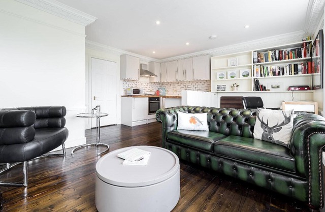 Holiday apartment London for 1 - 4 persons with 1 bedroom - Row house