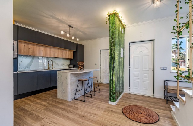 Holiday Home 'A Praia Da Belavista' with Private Terrace, Wi-Fi and Air Conditioning