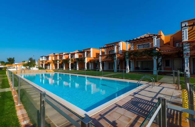 Holiday Home 'Anis - Lux Tavira Residence' with Shared Pool, Wi-Fi and Air Conditioning