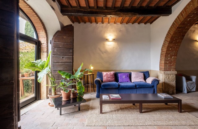 Holiday Home "Casale Pian di Menta" with Private Garden & Wi-Fi