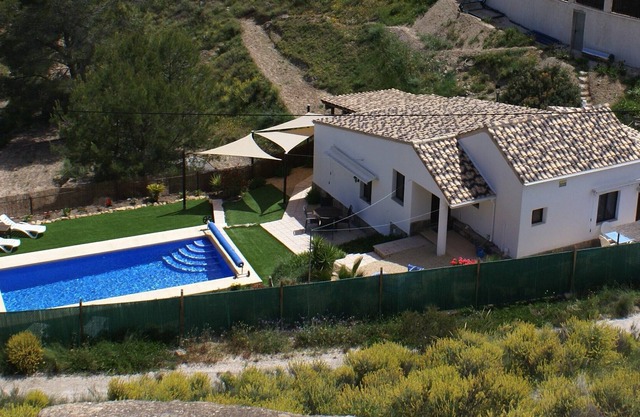 Holiday Home 'Casita Lukalalo' with Mountain View, Pool & Wi-Fi