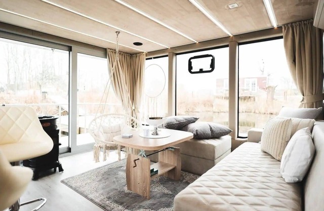 Holiday home Hausboot Tortuga