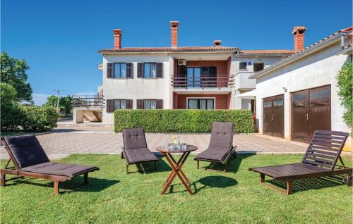 Holiday Home Hrboki V