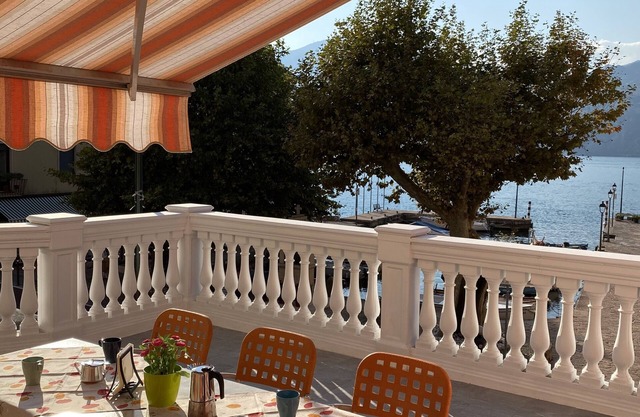 Holiday Home “Casa Balansina” Directly on Lake Garda with Wi-Fi & Terrace
