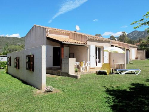 Holiday Home La Pinède- bungalow 6 pers- by Interhome