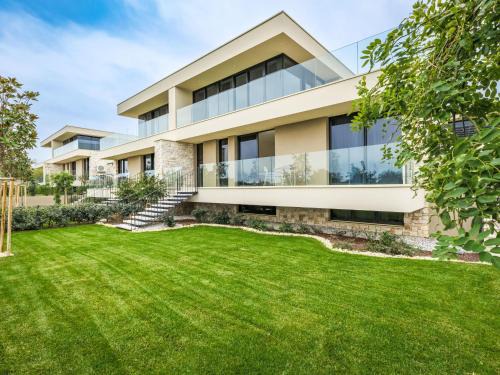 Holiday Home Semi-detached Villa Crveni vrh 1-2-3- by Interhome