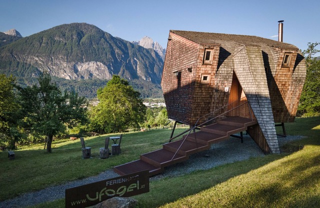 Holiday Home 'Ufogel' with Mountain View, Wi-Fi and Air Conditioning