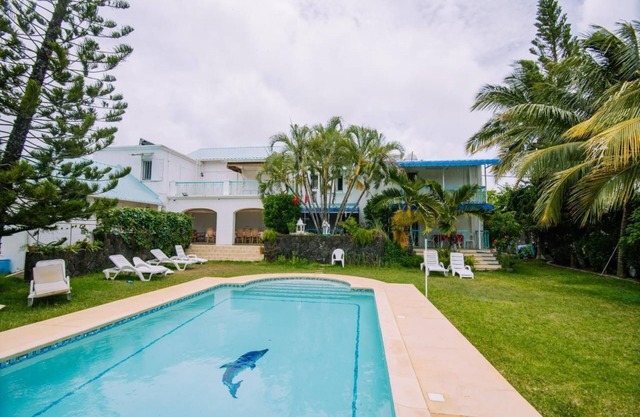 Holiday home "Villa Radani" swimming pool and garden